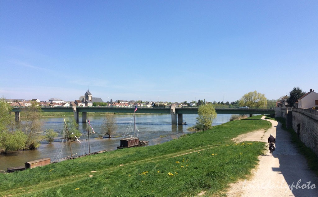 action chateauneuf sur loire photos