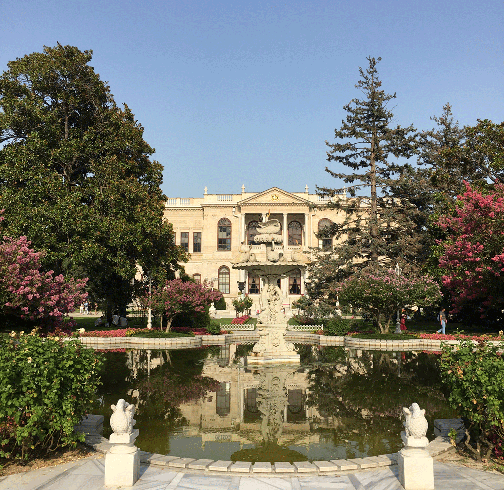 Postcards from Istanbul – Dolmabahce Palace | L o i r e D a i l y P h o t o