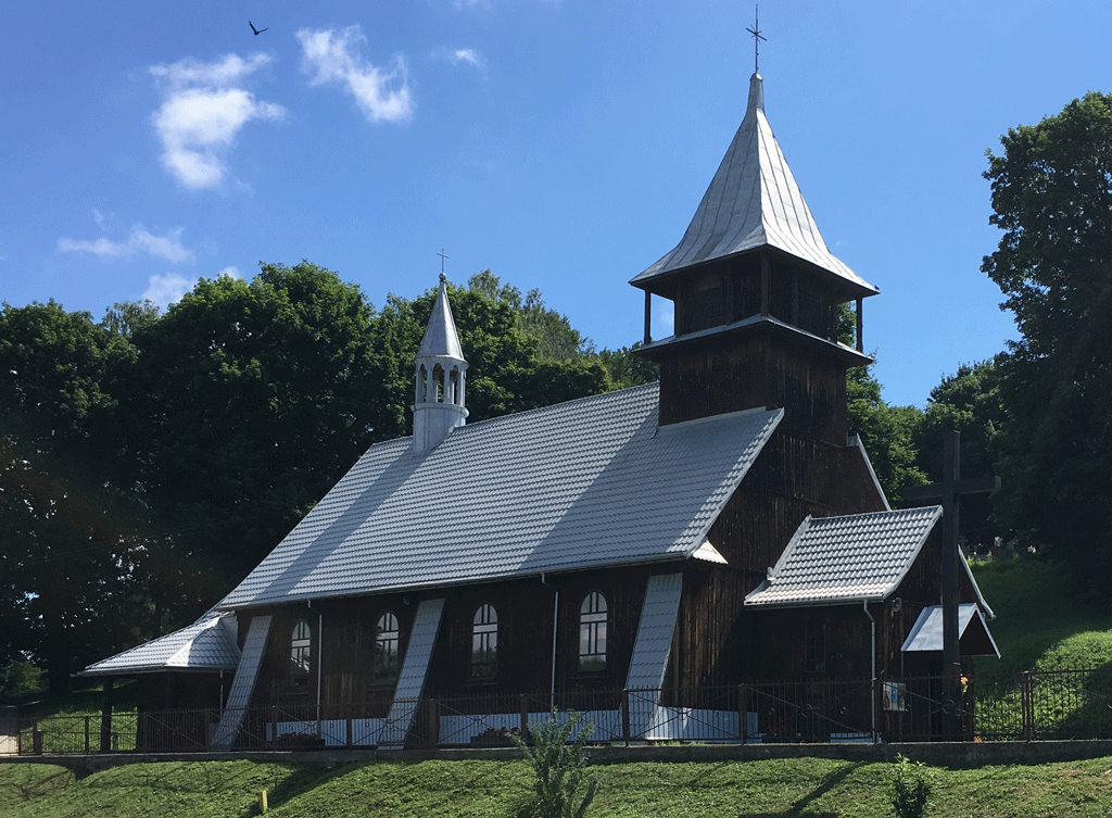 Postcard 16 Wooden Churches around Zamosc L o i r e D a i l y P h