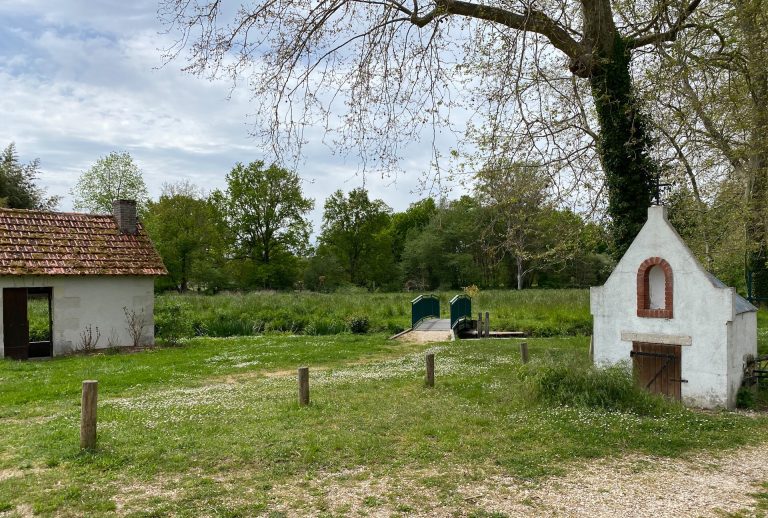 Fontaine Saint Hilaire Loire Daily Photo